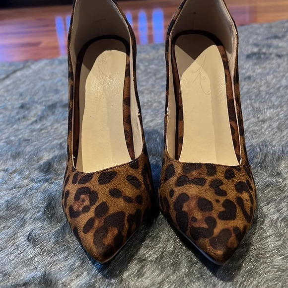 Vintage luxury Leopard heels Sz 38 - Picture 15 of 16